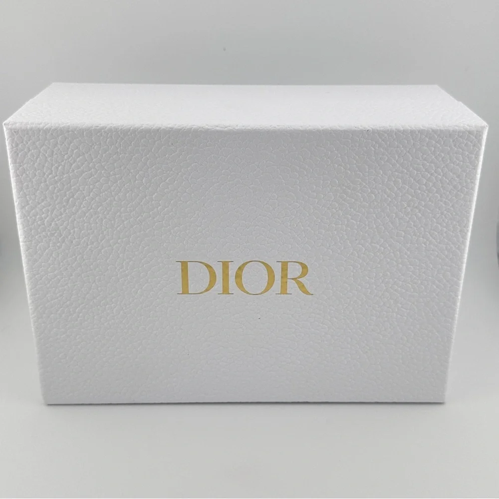 🆕 DIOR Skincare Set w/ Blue & White Vanity Jar, Reusable Toner Pads & Cleanser